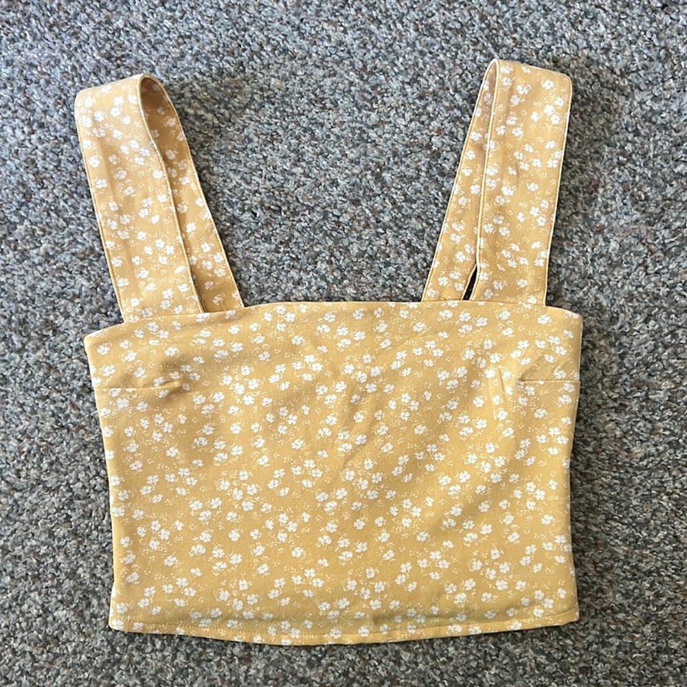 NWT Abercrombie crop tank - yellow floral - XS